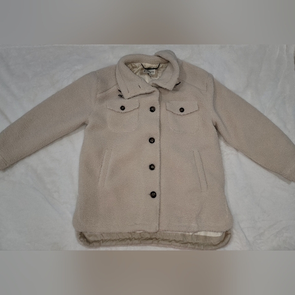 UGG Cream Puffer Jacket with Classic Design - Picture 1 of 12
